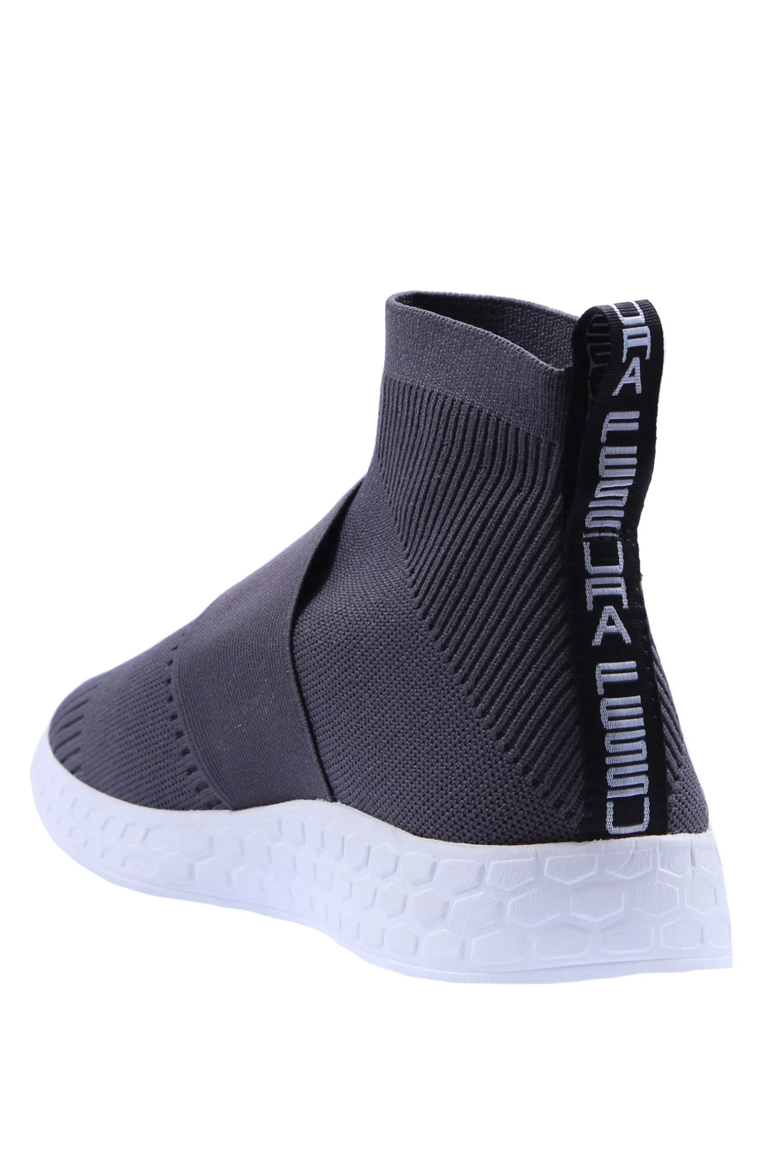 Slip on con strappo