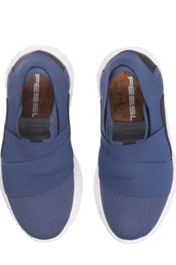 slip on in tela