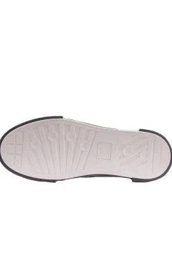 Sneakers traforata in suede