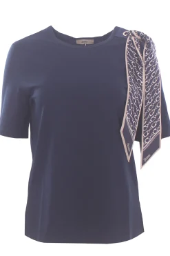 T-shirt con foulard